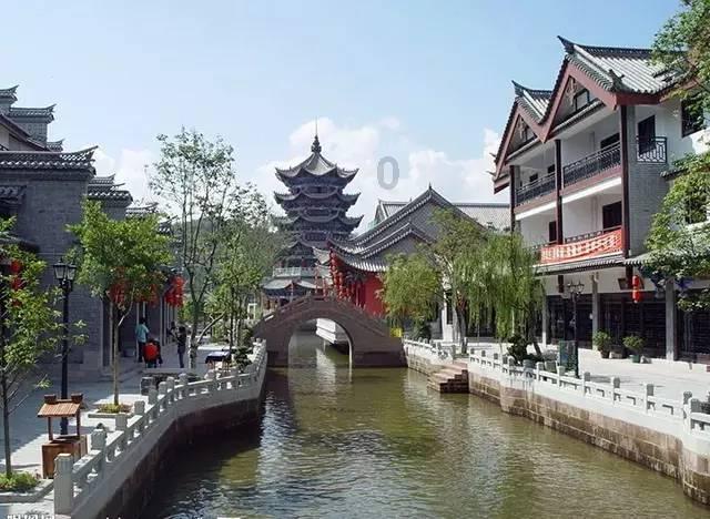 岩浆地牢